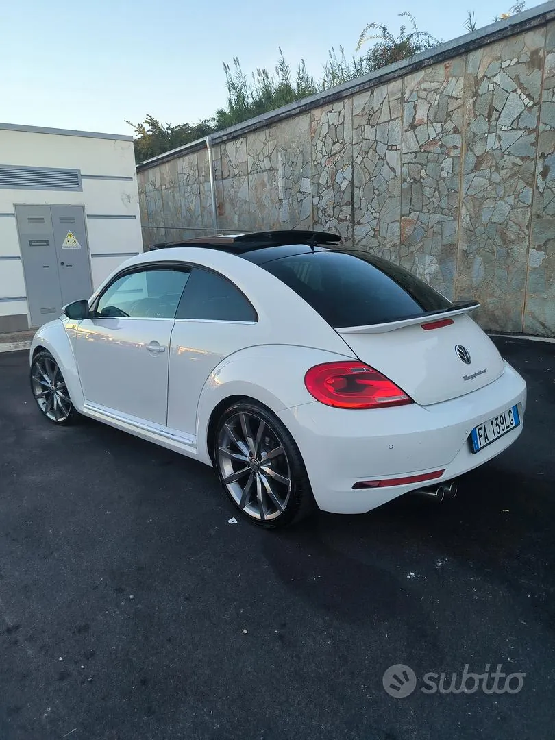 Volkswagen Beetle 2015 photo 5