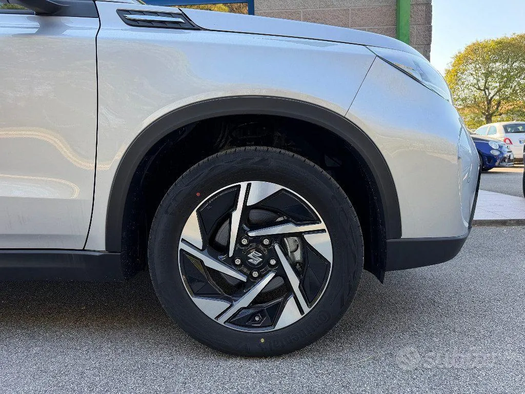 Suzuki Vitara photo 3