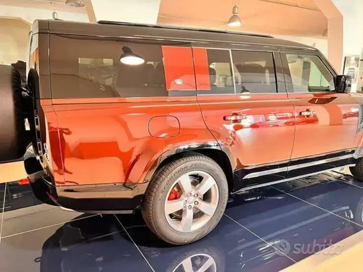 Land Rover Defender 2026 photo 5