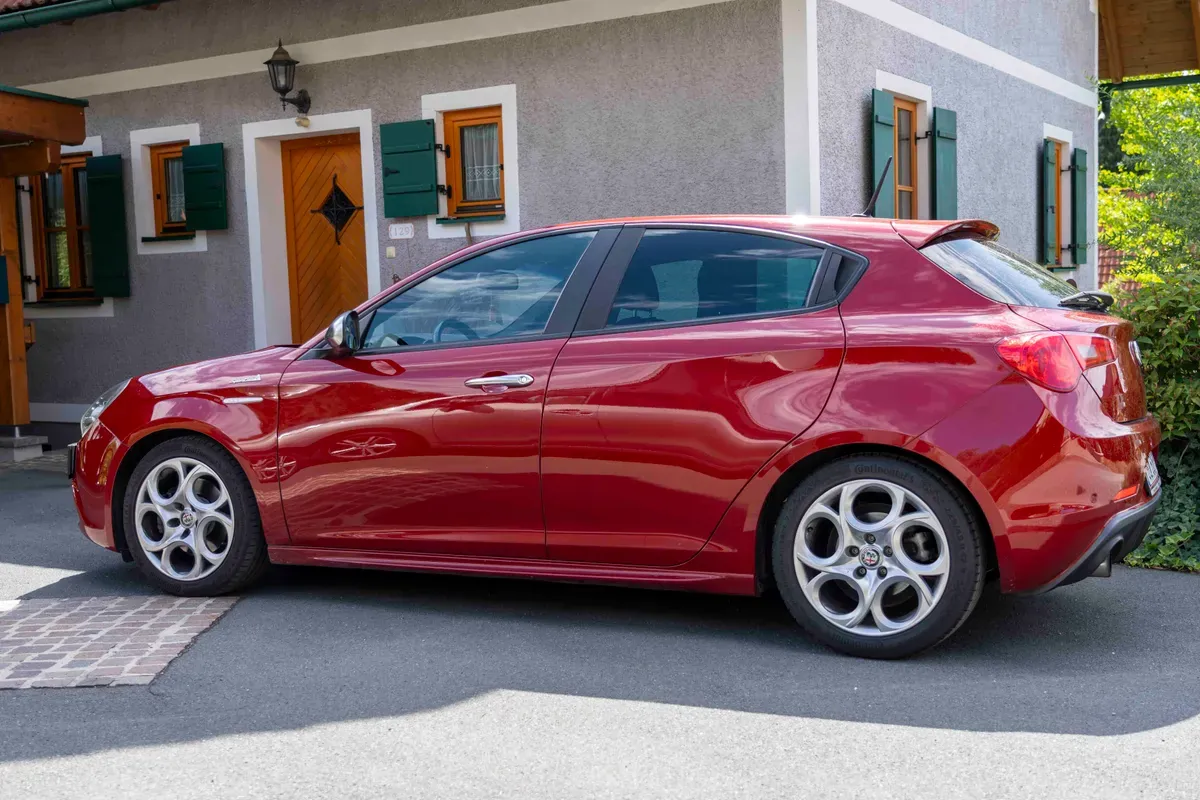 Alfa Romeo Giulietta 2018 photo 3