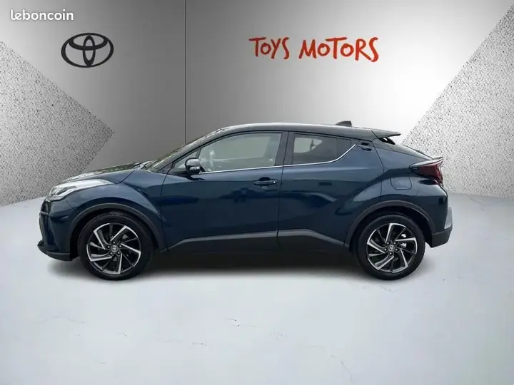 Toyota C-Hr 2023 photo 2