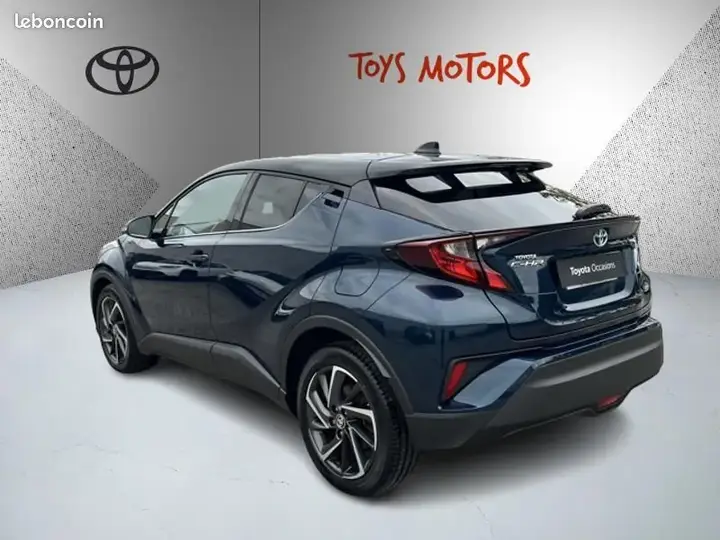 Toyota C-Hr 2023 photo 3