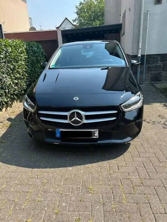 Mercedes-Benz B
