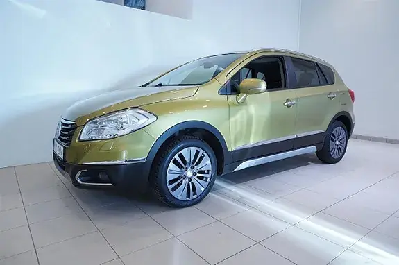 Suzuki S-Cross 2013 photo 3