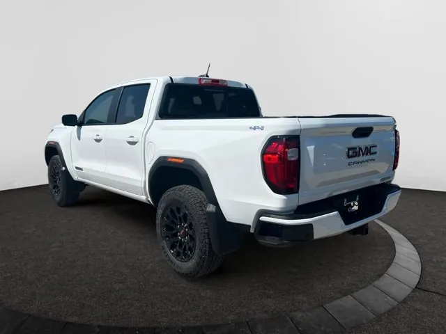 GMC Canyon 2026 photo 3