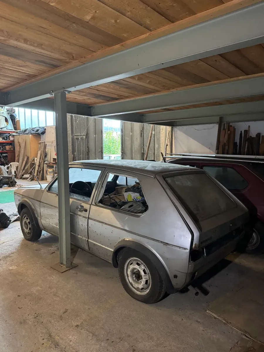 Volkswagen Golf 1980 photo 3