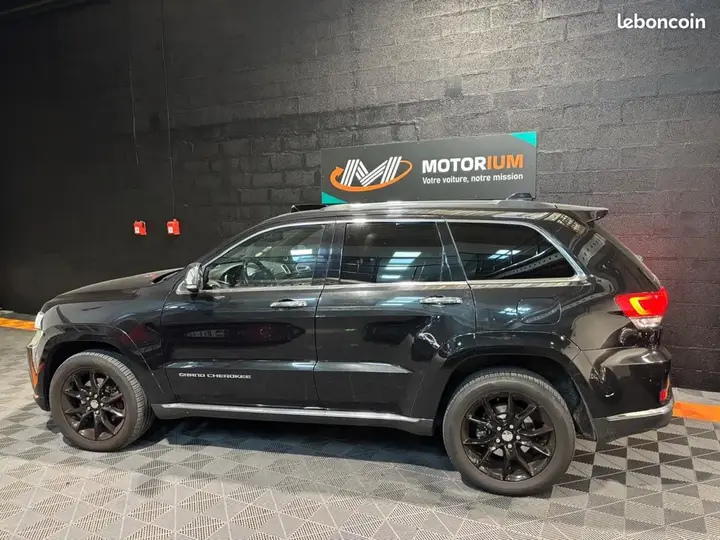 Jeep Grand Cherokee 2015 photo 2