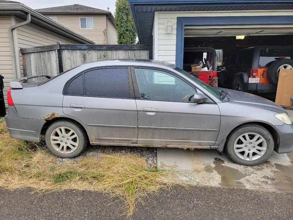 Honda Civic 2005 photo 4