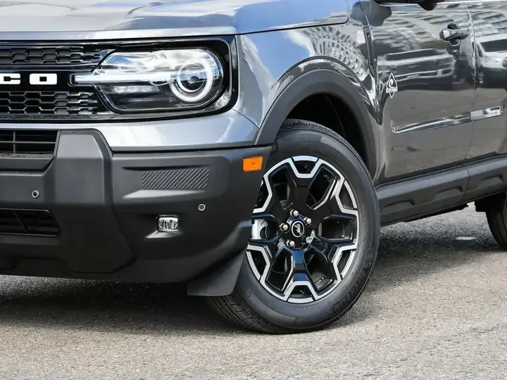 Ford Bronco Sport 2026 photo 2