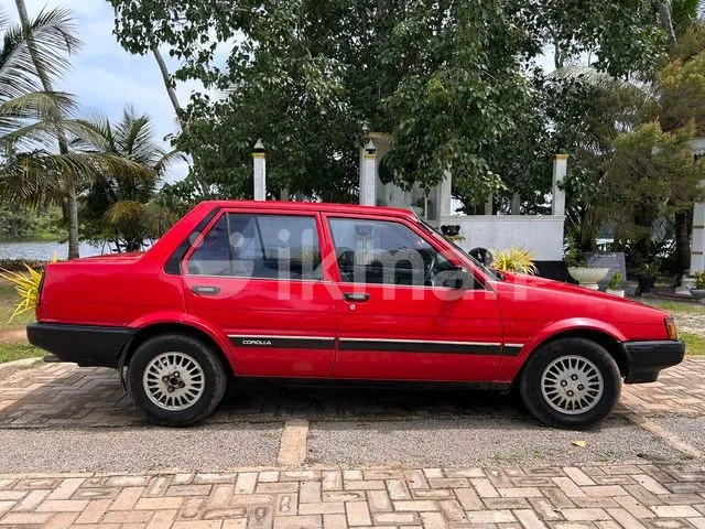 Toyota Corolla 1986 photo 5