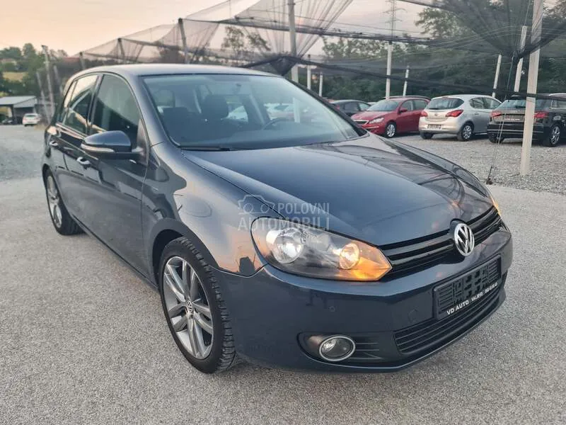 Volkswagen Golf 2010 photo 4