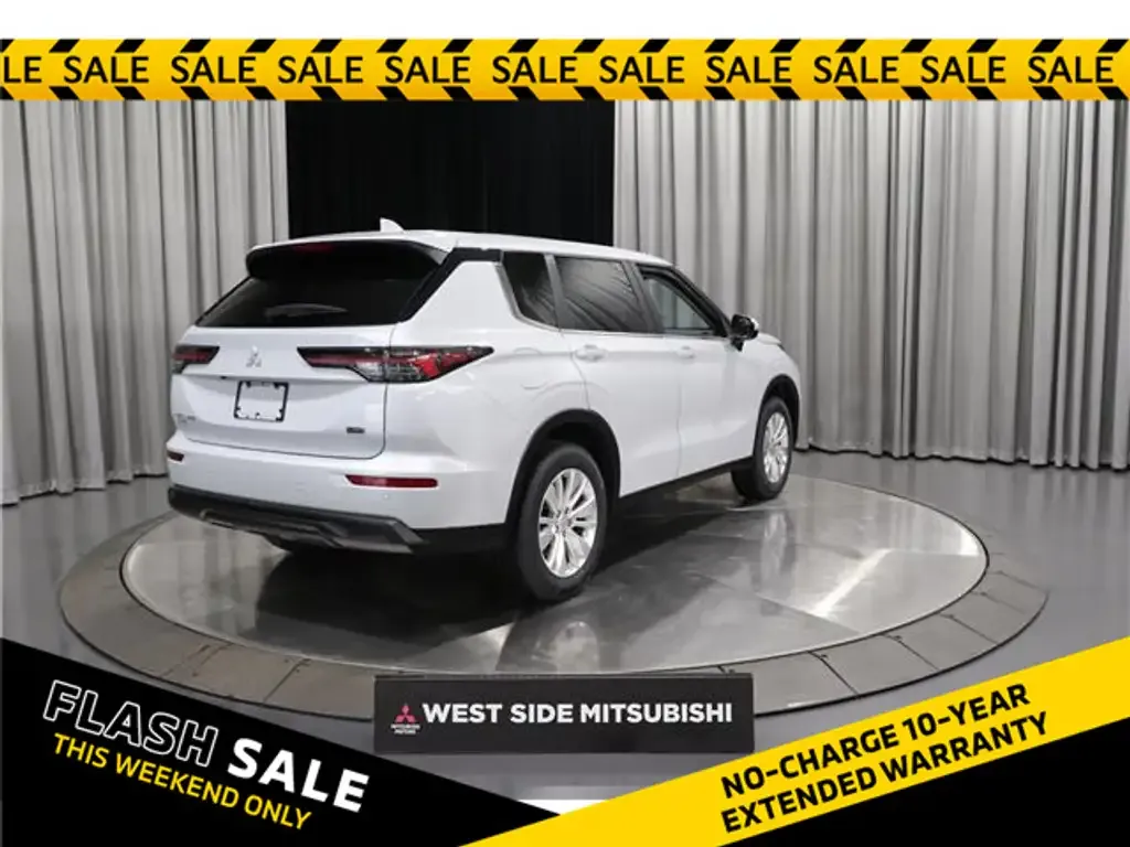 Mitsubishi Outlander 2026 photo 5