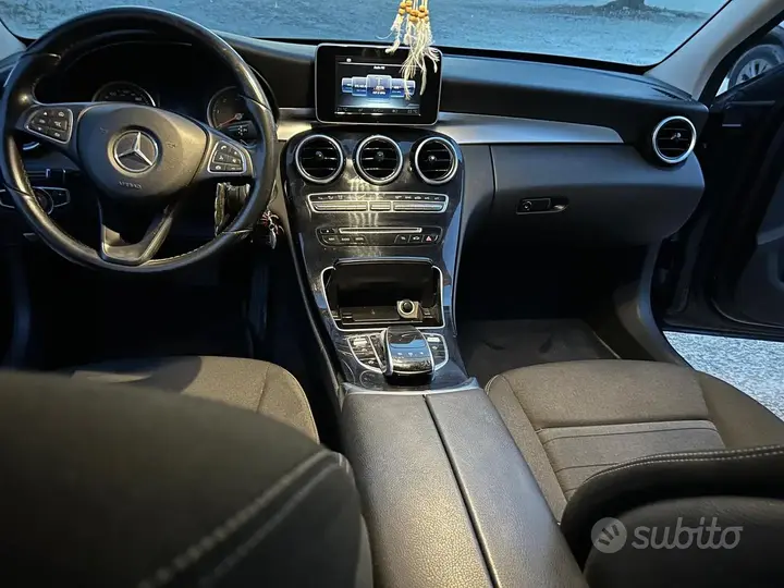 Mercedes-Benz C 2016 photo 5