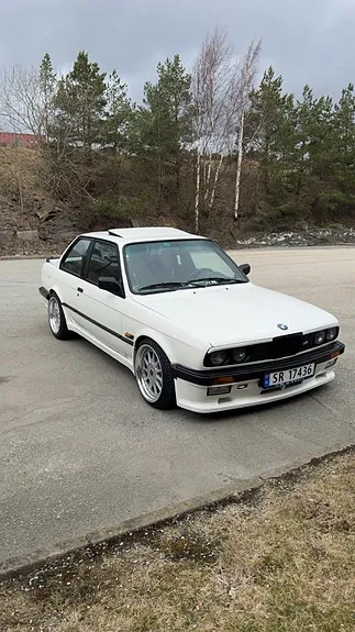 BMW 325I 1987 photo 2