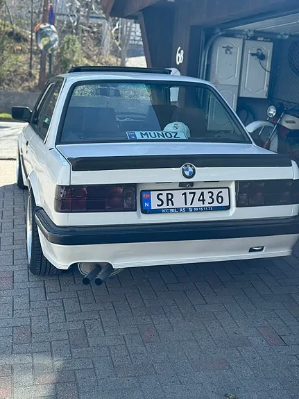 BMW 325I 1987 photo 3
