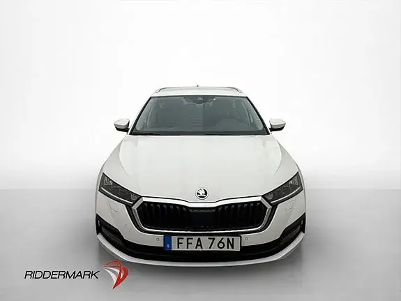 Skoda Octavia 2021 photo 2