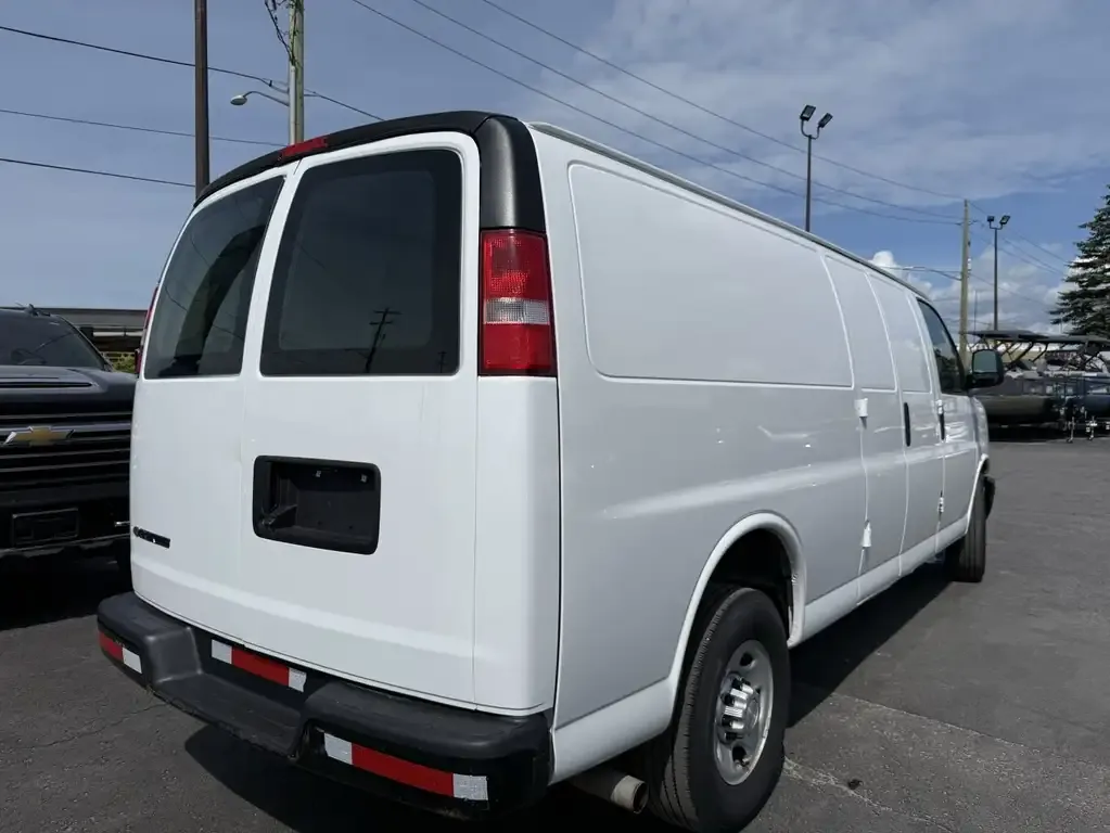 Chevrolet Express 2017 photo 5