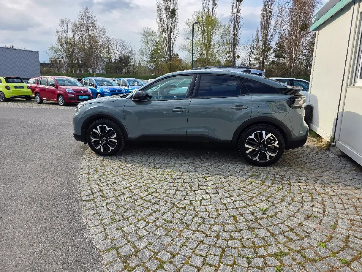 Citroen C4 2025 photo 2