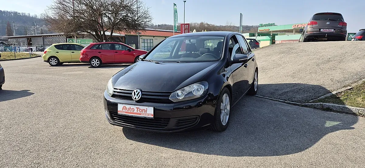 Volkswagen Golf 2010 photo 2