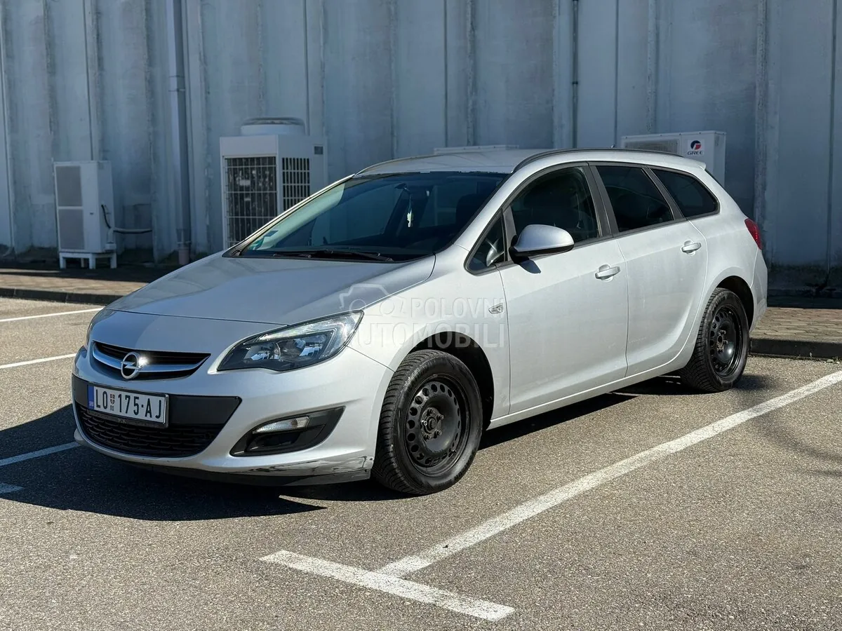 Opel Astra J