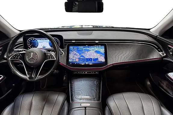 Mercedes-Benz E300 2024 photo 5