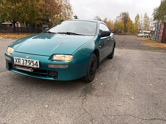 Mazda 323 1996 photo 3