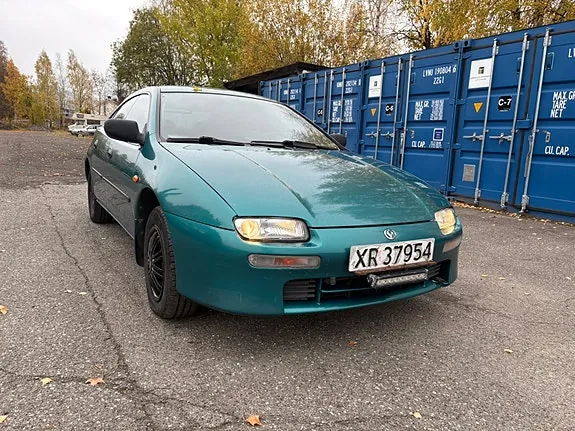 Mazda 323