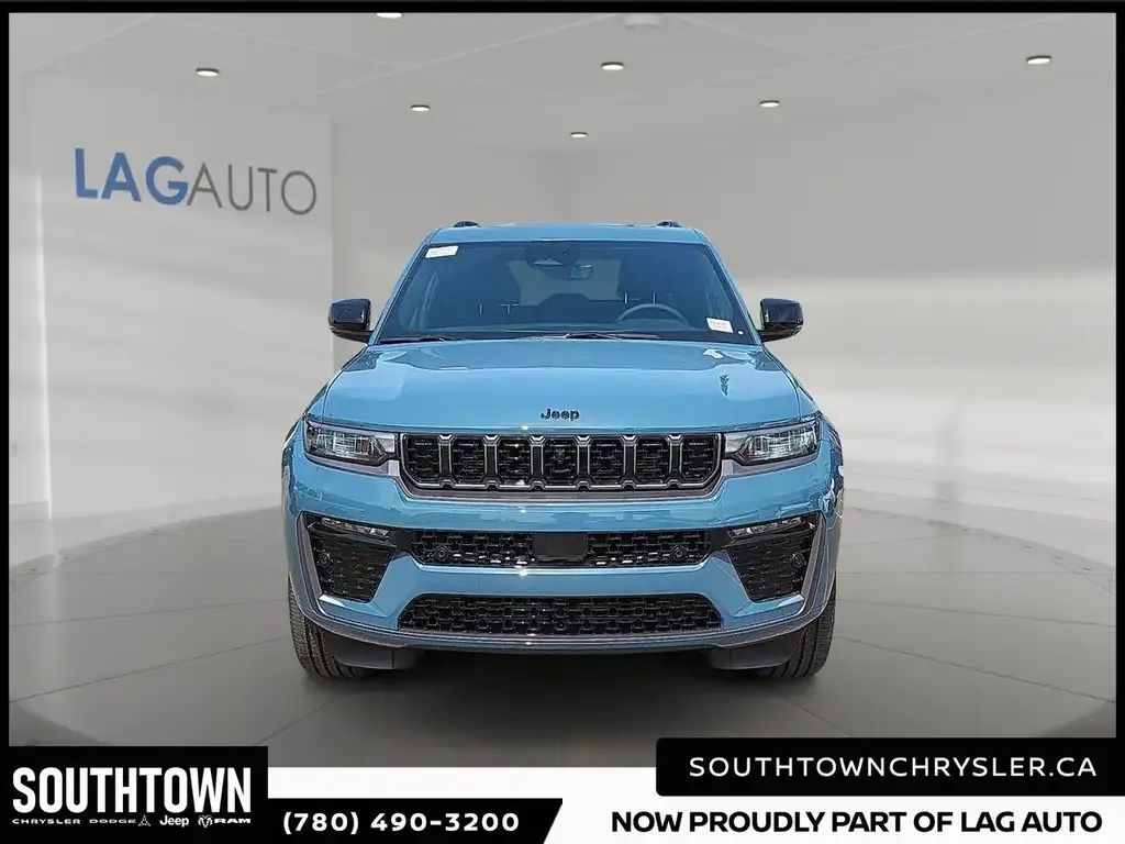Jeep Grand Cherokee 2026 photo 2