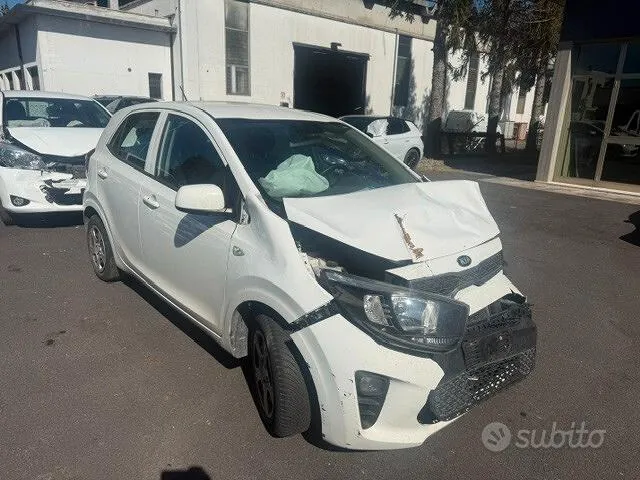 Kia Picanto 2018 photo 2