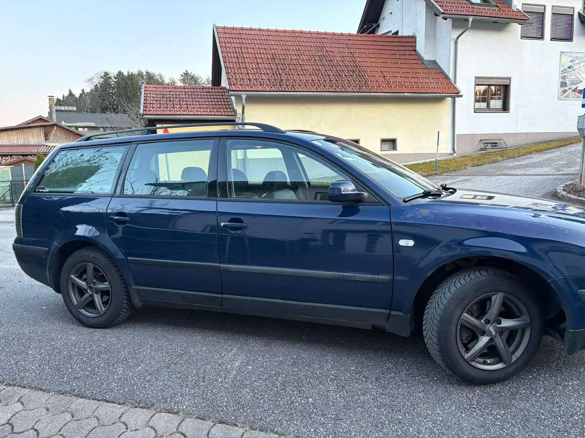 Volkswagen Passat 2000 photo 3