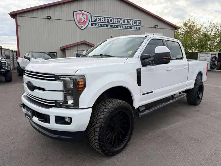 Ford F-350 Lariat