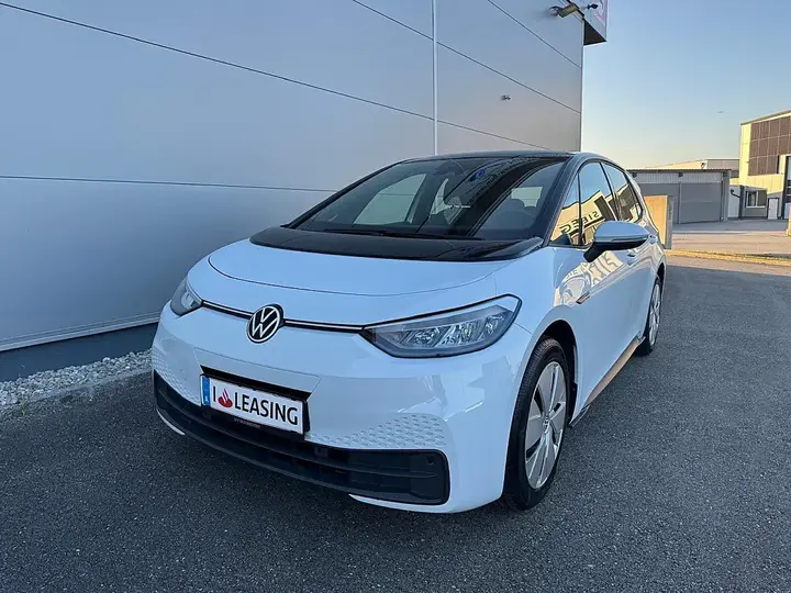 Volkswagen Id.3 2022 photo 2