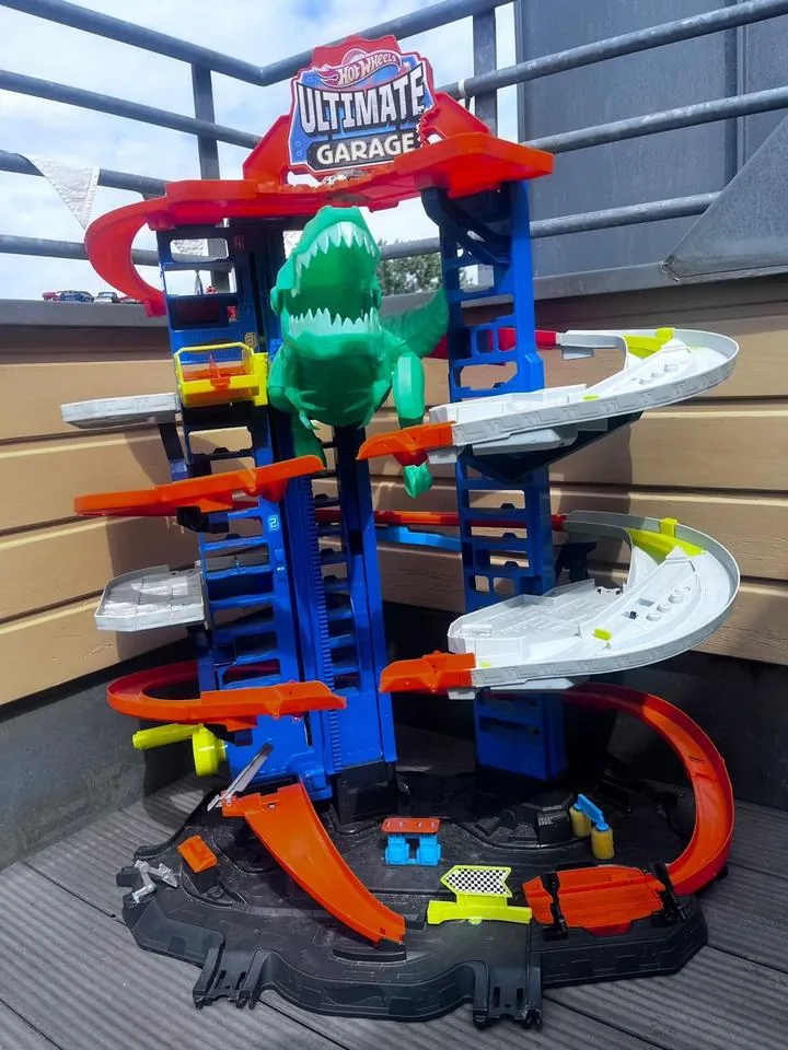 Hot Wheels Ultimate Garage