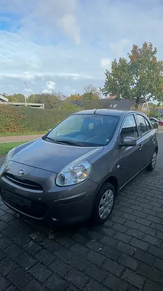 Nissan Micra 2011 photo 2