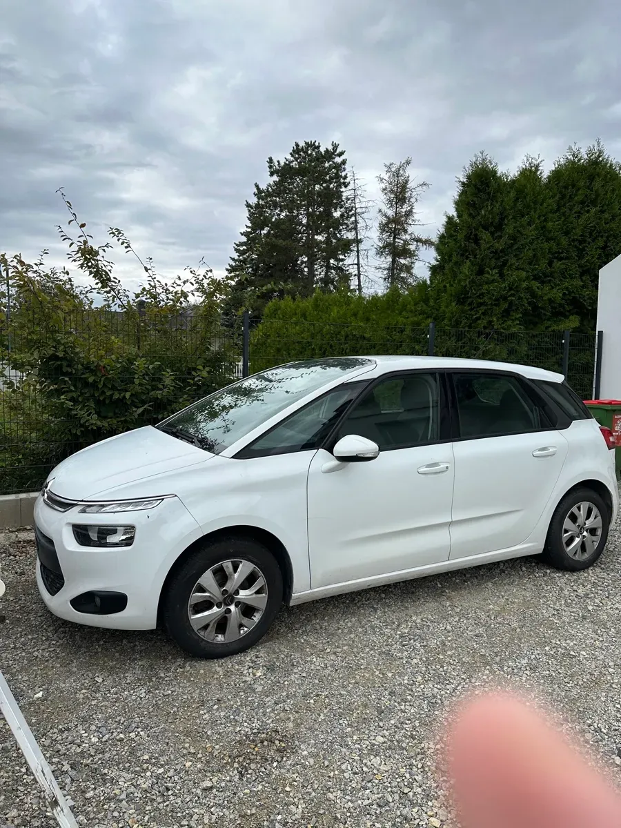 Citroen C4 Picasso 2014 photo 2