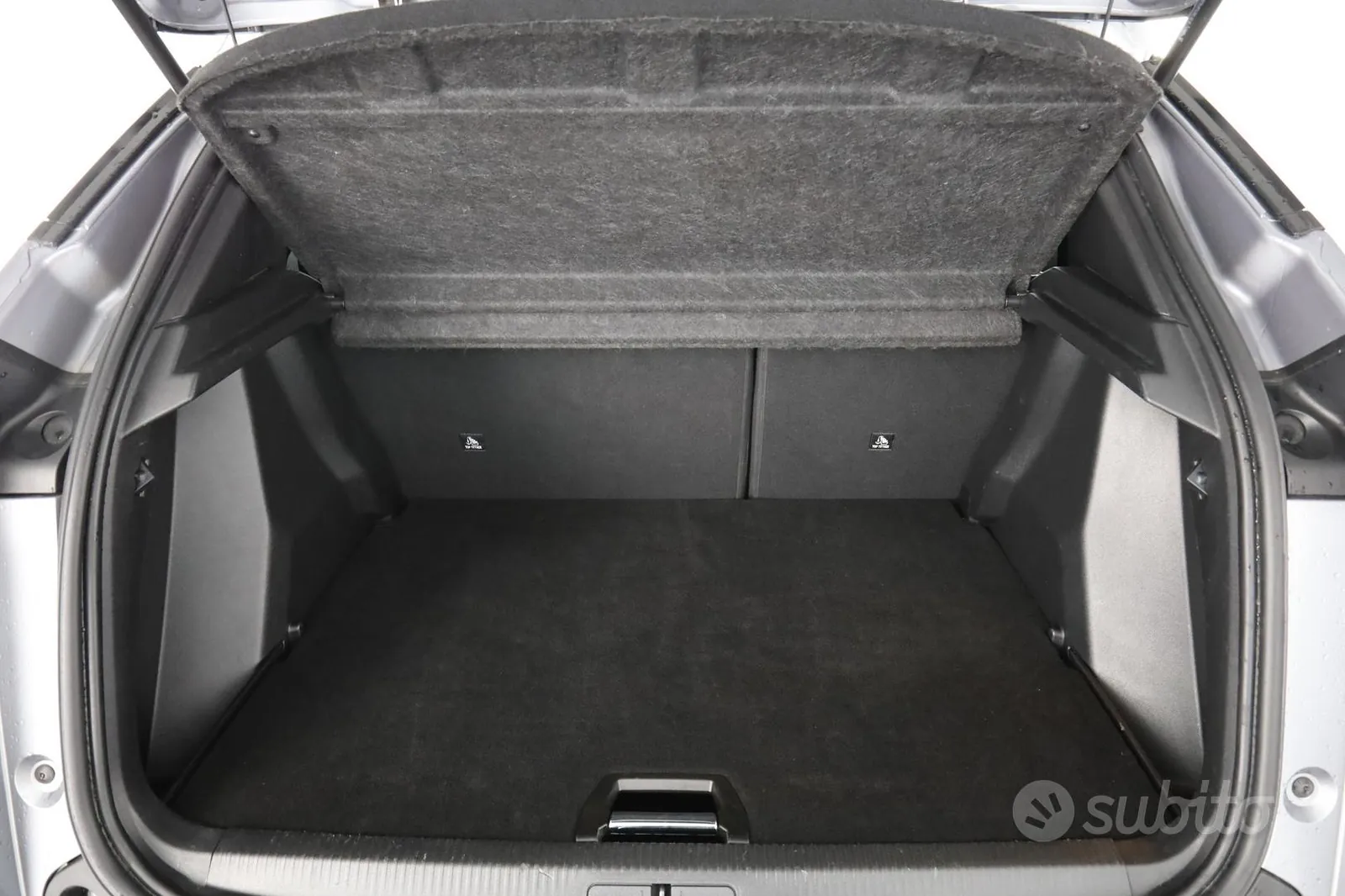 Peugeot 2008 2024 photo 5