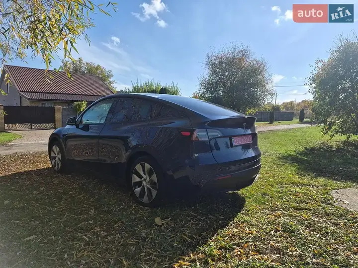 Tesla Model Y 2022 photo 3