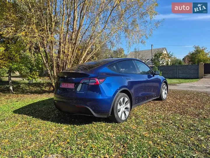 Tesla Model Y 2022 photo 4