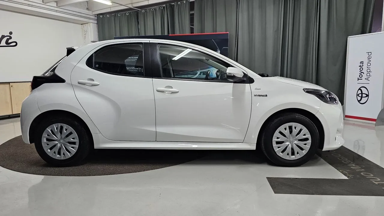 Toyota Yaris 2021 photo 4
