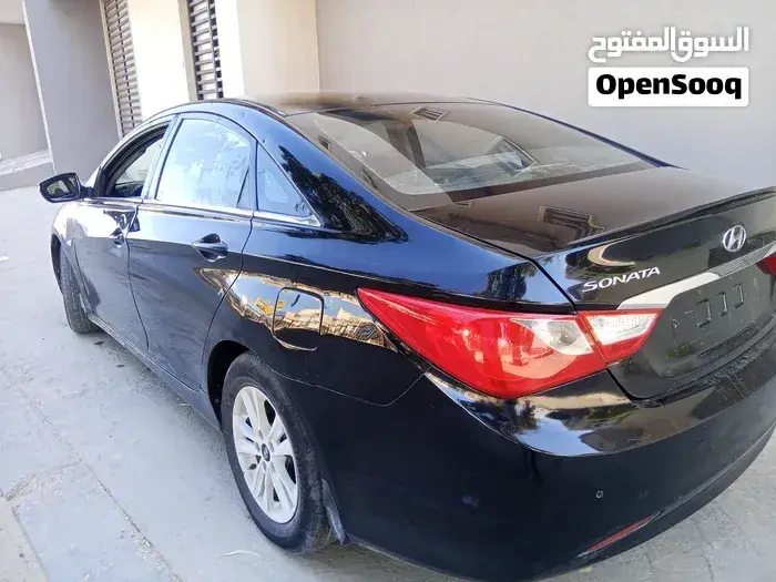 Hyundai Sonata 2011 photo 3