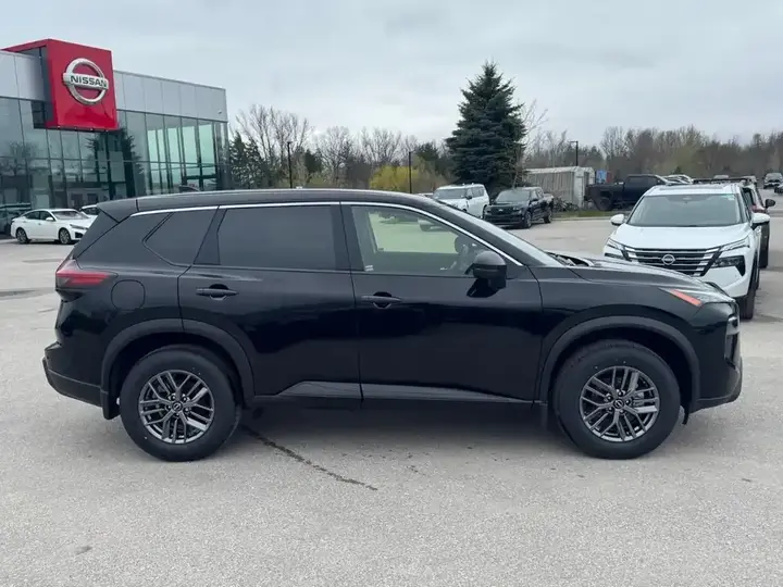 Nissan Rogue 2026 photo 3
