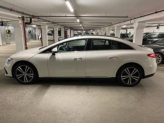 Mercedes-Benz Eqe300