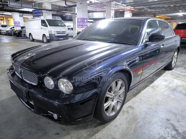 Jaguar Xj8