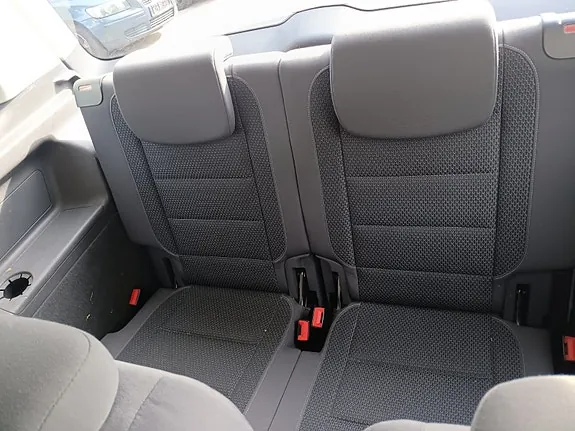 Volkswagen Touran 2015 photo 4
