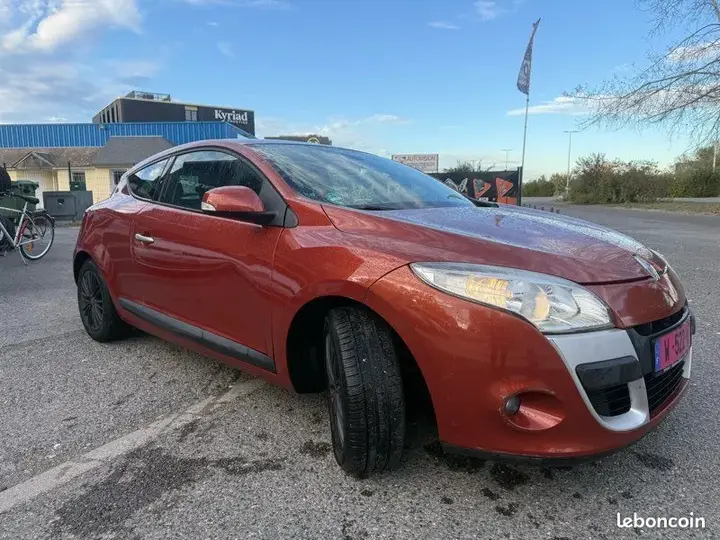 Renault Megane 2010 photo 3