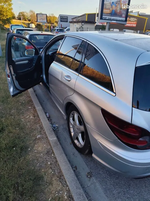 Mercedes-Benz R-Class