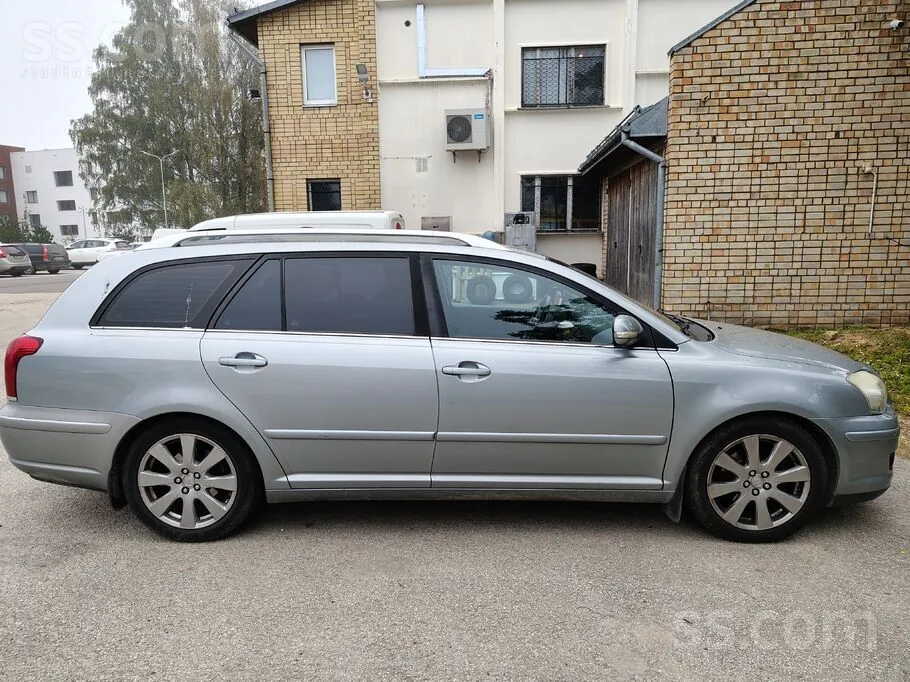 Toyota Avensis 2008 photo 3
