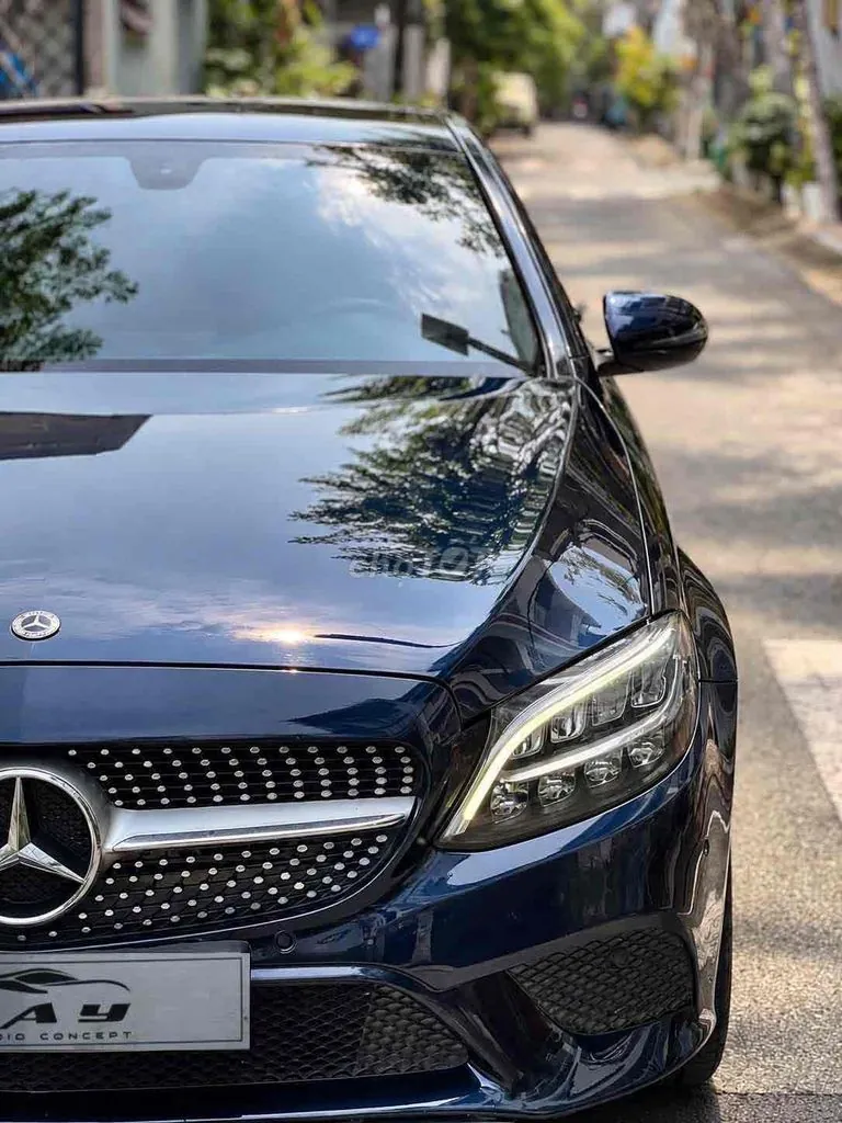 Mercedes-Benz C-Class 2019 photo 5