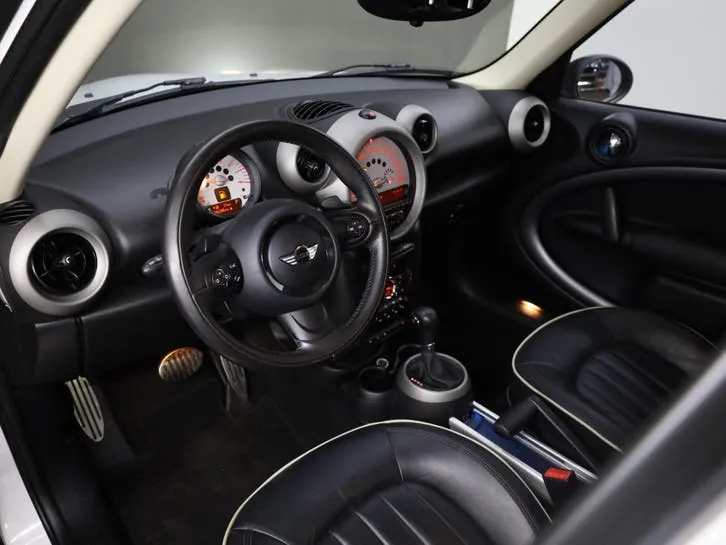 Mini Countryman 2011 photo 2