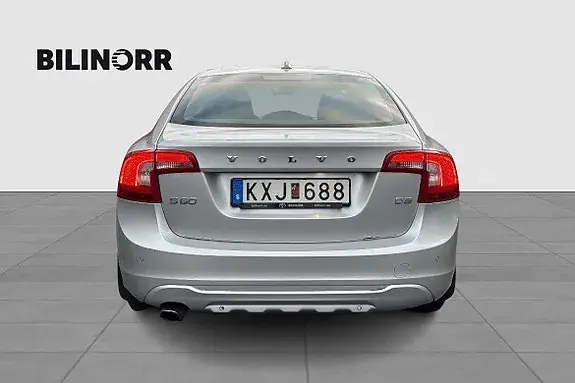 Volvo S60 2011 photo 5